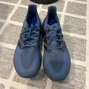 Men's Adidas Tennis Shoes Size 12.5